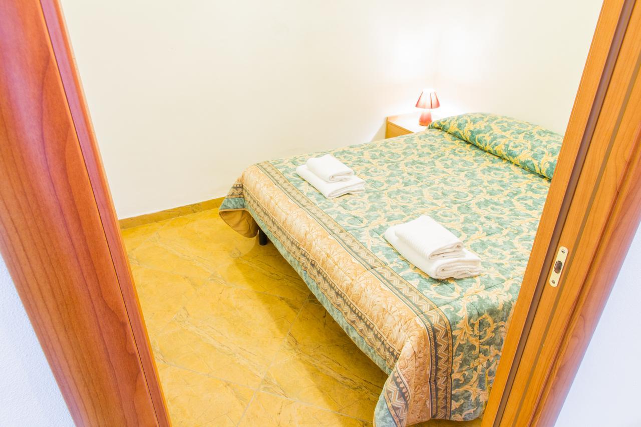 Gaia - Low Cost Studio Cefalù Eksteriør billede